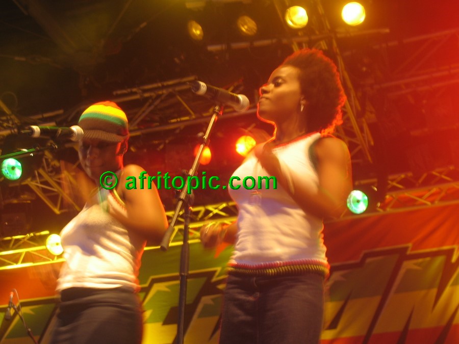 ../Images/Summerjam2005 105.jpg